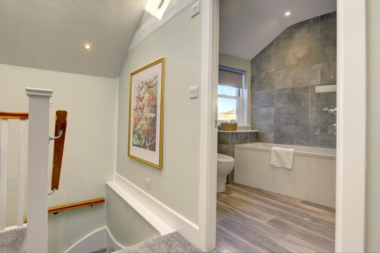 The Nook - A Modern 2 Bedroom Loft With Parking Ripon Exterior foto